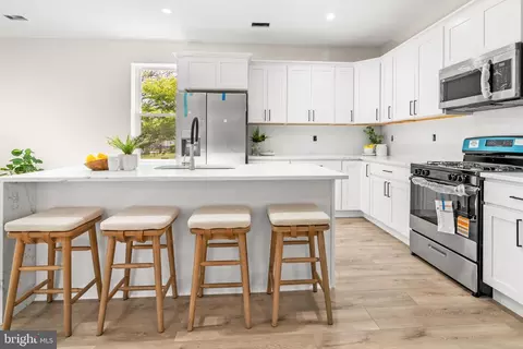Kitchen - 2334 Ocala Ave, Baltimore, MD 21215 photo 6 of 6