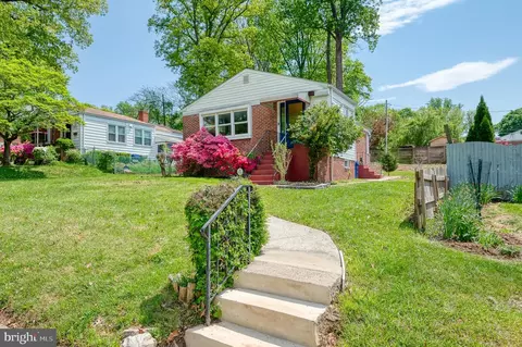 2907 Rockwood Ave, Baltimore, MD 21215