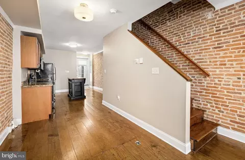 Entry Way - 444 E Clement St, Baltimore, MD 21230 photo 3 of 4
