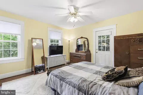 Bedroom - 3706 Menlo Dr, Baltimore, MD 21215 photo 1 of 6