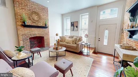 2431 Calvert St N, Baltimore, MD 21218