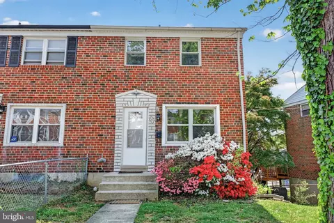 647 Charraway Rd, Baltimore, MD 21229