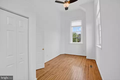 Bedroom - 823 S Sharp St, Baltimore, MD 21230 photo 6 of 6