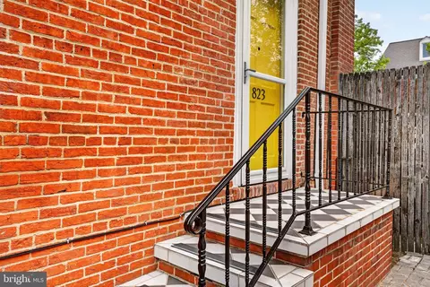 Exterior - 823 S Sharp St, Baltimore, MD 21230 photo 2 of 2