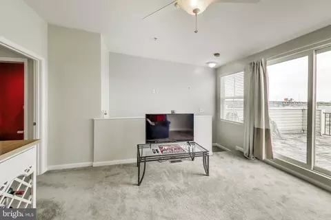 Living - 4613 Dillon St, Baltimore, MD 21224 photo 1 of 1