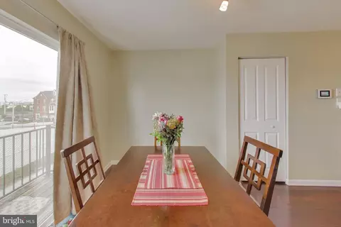 Dining - 4613 Dillon St, Baltimore, MD 21224 photo 2 of 3