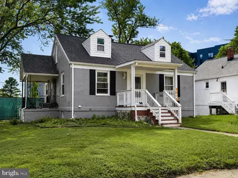 Exterior - 3015 Grindon Ave, Baltimore, MD 21214 photo 2 of 2