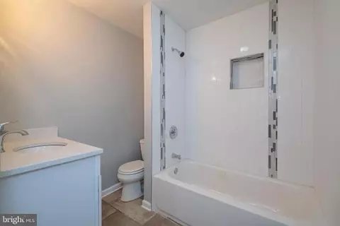Entry Way - 3015 Grindon Ave, Baltimore, MD 21214 photo 1 of 1