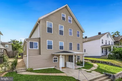 3731 Falls Rd, Baltimore, MD 21211