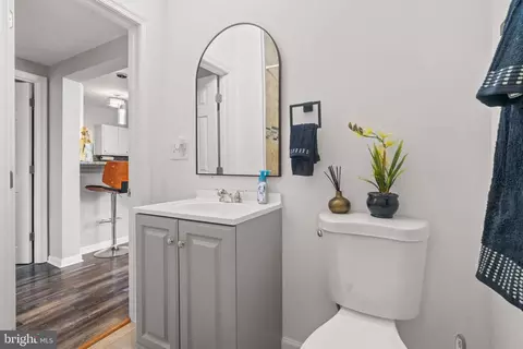 Bath - 3413 Bateman Ave, Baltimore, MD 21216 photo 1 of 2