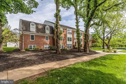 355 Homeland Southway #2B, Baltimore, MD 21212