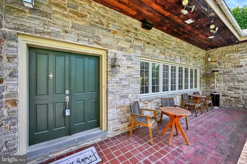 Exterior - 904 Bellemore Rd, Baltimore, MD 21210 photo 8 of 15