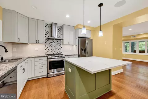 Kitchen - 904 Bellemore Rd, Baltimore, MD 21210 photo 6 of 6
