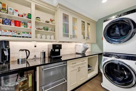 Other - 904 Bellemore Rd, Baltimore, MD 21210 photo 4 of 17