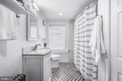 Bath - 1405 Covington St, Baltimore, MD 21230 photo 1 of 1