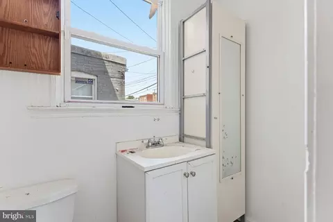 Bath - 1618 E 29th St, Baltimore, MD 21218 photo 1 of 5