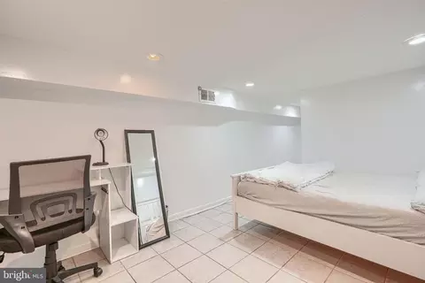 Bedroom - 306 Penn St, Baltimore, MD 21230 photo 1 of 7