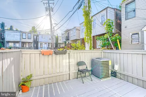 Exterior - 306 Penn St, Baltimore, MD 21230 photo 1 of 2