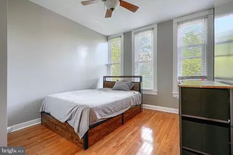 Bedroom - 306 Penn St, Baltimore, MD 21230 photo 3 of 7