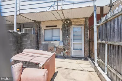 Exterior - 3709 Mount Pleasant Ave, Baltimore, MD 21224 photo 4 of 5