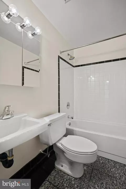 Bath - 1 E Chase St #401, Baltimore, MD 21202 photo 1 of 3