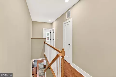 Entry Way - 1342 Andre St, Baltimore, MD 21230 photo 7 of 14