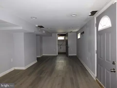 Entry Way - 4429 Powell Ave, Baltimore, MD 21206 photo 4 of 5