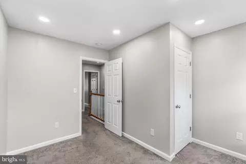 Entry Way - 640 Melvin Dr, Baltimore, MD 21230 photo 4 of 6