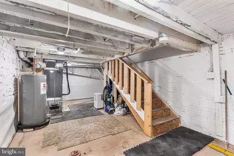 Entry Way - 640 Melvin Dr, Baltimore, MD 21230 photo 6 of 6