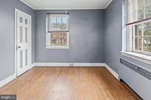 Bedroom - 828 E Belvedere Ave, Baltimore, MD 21212 photo 4 of 9