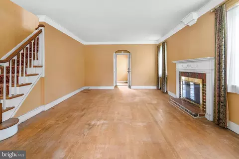 Living - 828 E Belvedere Ave, Baltimore, MD 21212 photo 7 of 7