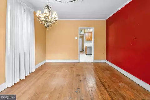 Living - 828 E Belvedere Ave, Baltimore, MD 21212 photo 5 of 7