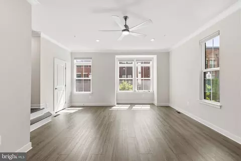 Living - 1566 Lowman St, Baltimore, MD 21230 photo 2 of 3