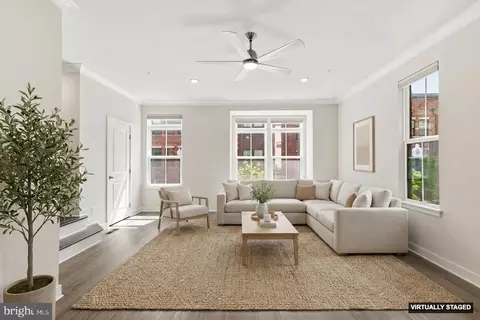 Living - 1566 Lowman St, Baltimore, MD 21230 photo 2 of 3