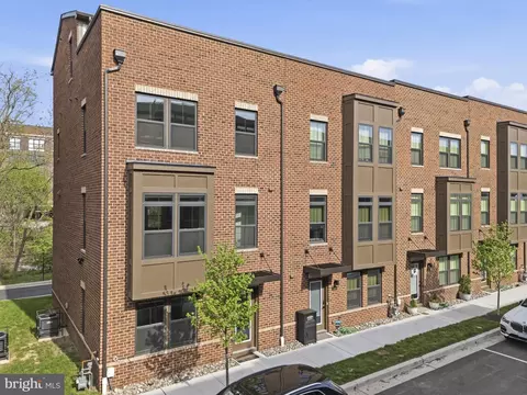 1566 Lowman St, Baltimore, MD 21230