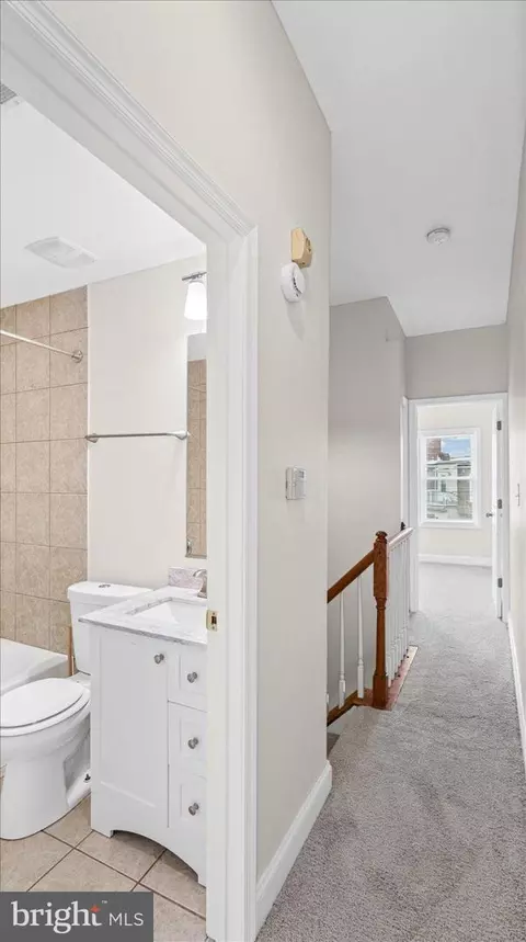 Entry Way - 847 Carroll St, Baltimore, MD 21230 photo 6 of 7