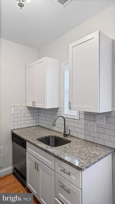 Kitchen - 847 Carroll St, Baltimore, MD 21230 photo 3 of 4