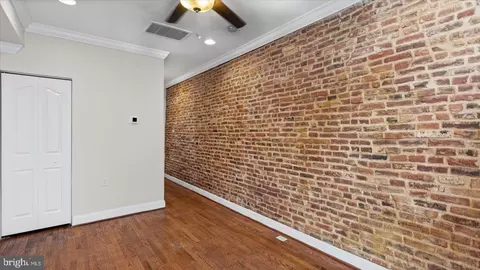 Entry Way - 847 Carroll St, Baltimore, MD 21230 photo 2 of 7