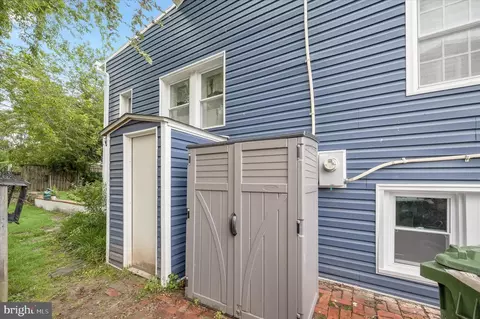 Exterior - 4200 Diller Ave, Baltimore, MD 21206 photo 8 of 10