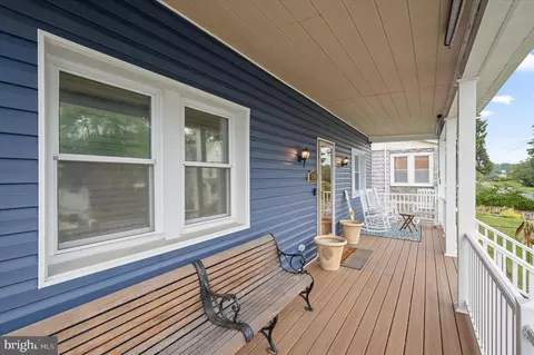 Exterior - 4200 Diller Ave, Baltimore, MD 21206 photo 2 of 10