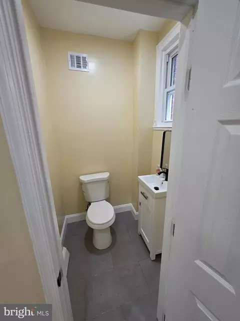 Bath - Undisclosed, Baltimore, MD 21216 photo 3 of 3