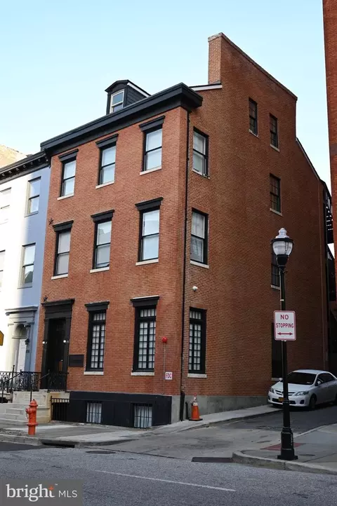 106 W Saratoga St, Baltimore, MD 21201