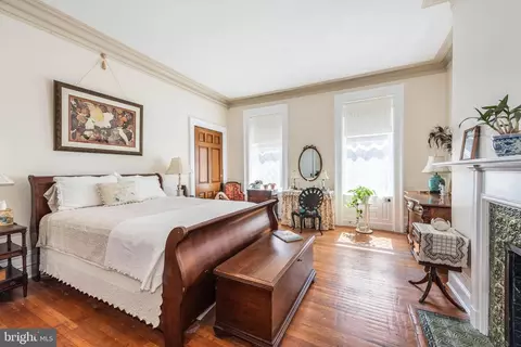 Bedroom - 1801 Eutaw Pl, Baltimore, MD 21217 photo 1 of 11