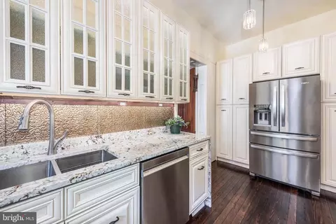 Kitchen - 1801 Eutaw Pl, Baltimore, MD 21217 photo 3 of 5