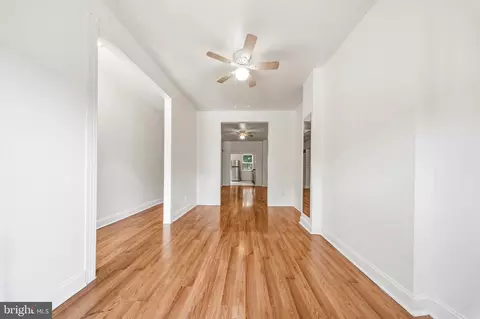 Entry Way - 2516 W Pratt St, Baltimore, MD 21223 photo 3 of 12