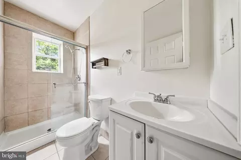 Bath - 2516 W Pratt St, Baltimore, MD 21223 photo 1 of 1