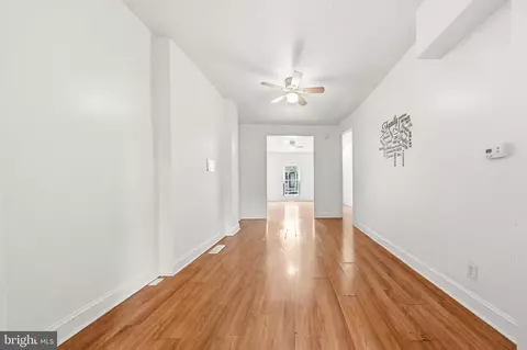 Entry Way - 2516 W Pratt St, Baltimore, MD 21223 photo 5 of 12