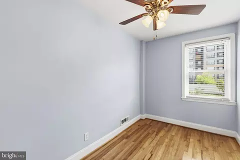 Bedroom - 515 Umbra St, Baltimore, MD 21224 photo 1 of 3