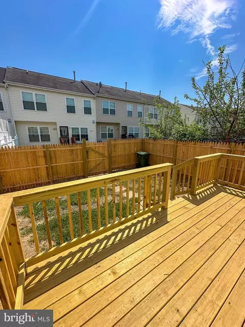 Exterior - 605 Collett St, Baltimore, MD 21217 photo 2 of 4