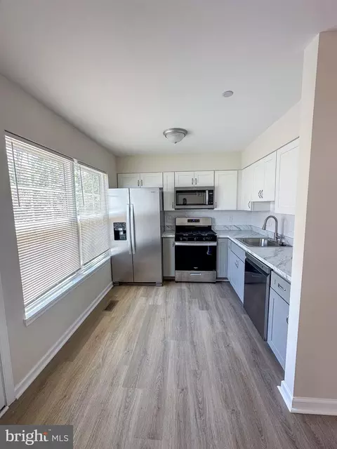 Kitchen - 605 Collett St, Baltimore, MD 21217 photo 3 of 3